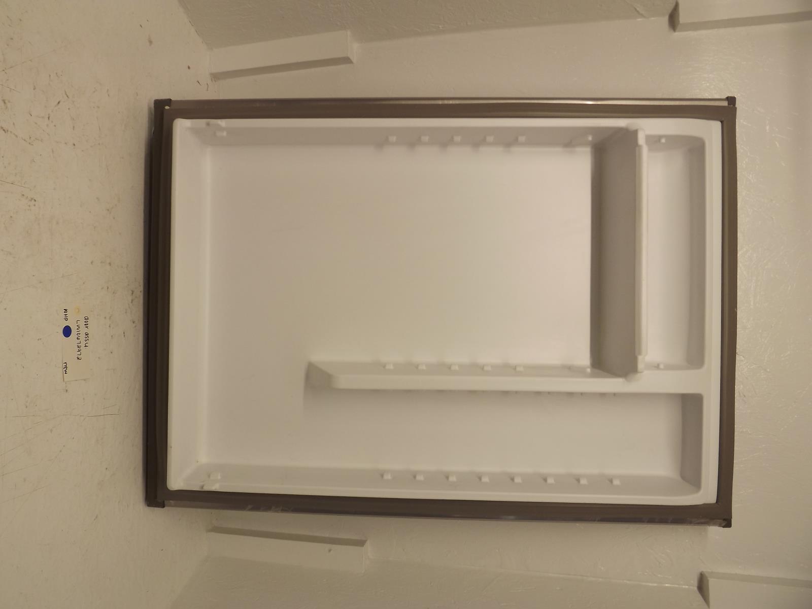 Whirlpool Refrigerator LW10672972 Door Assembly New *SEE NOTE* Whirlpool Refrigerator LW10672972 Door Assembly New *SEE NOTE*